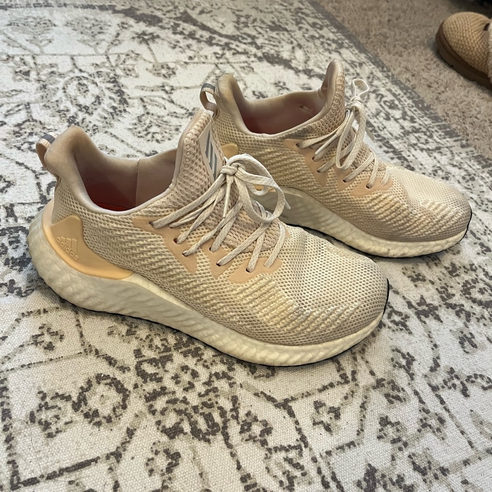 Women Adidas Alpha boost